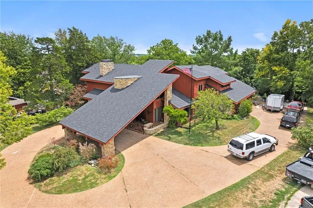 $499,000 | 402 Lees Cir Drive, Fort Scott, KS 66701