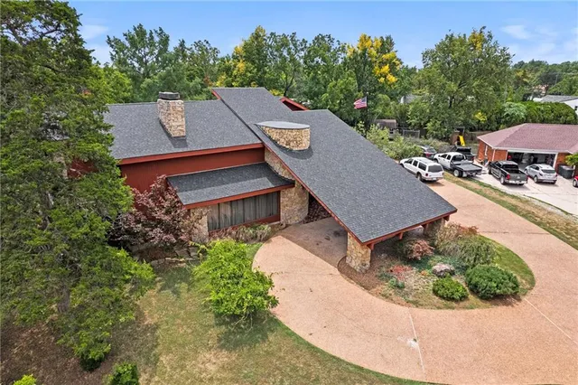 $499,000 | 402 Lees Cir Drive, Fort Scott, KS 66701