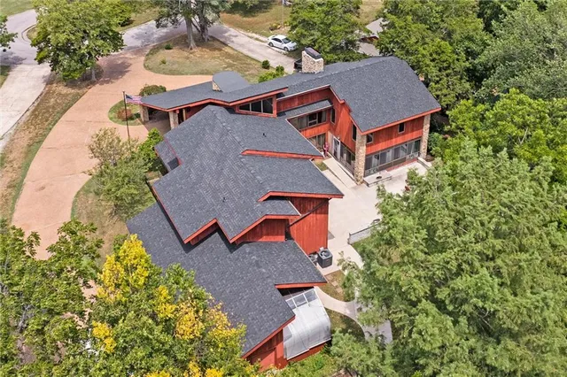 $499,000 | 402 Lees Cir Drive, Fort Scott, KS 66701