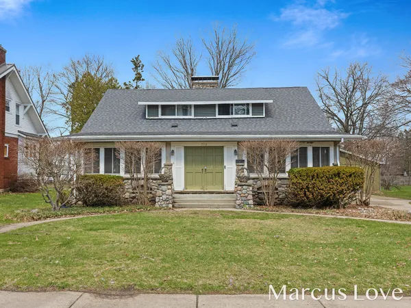 $189,900 | 318 Sanborn Avenue, Big Rapids, MI 49307