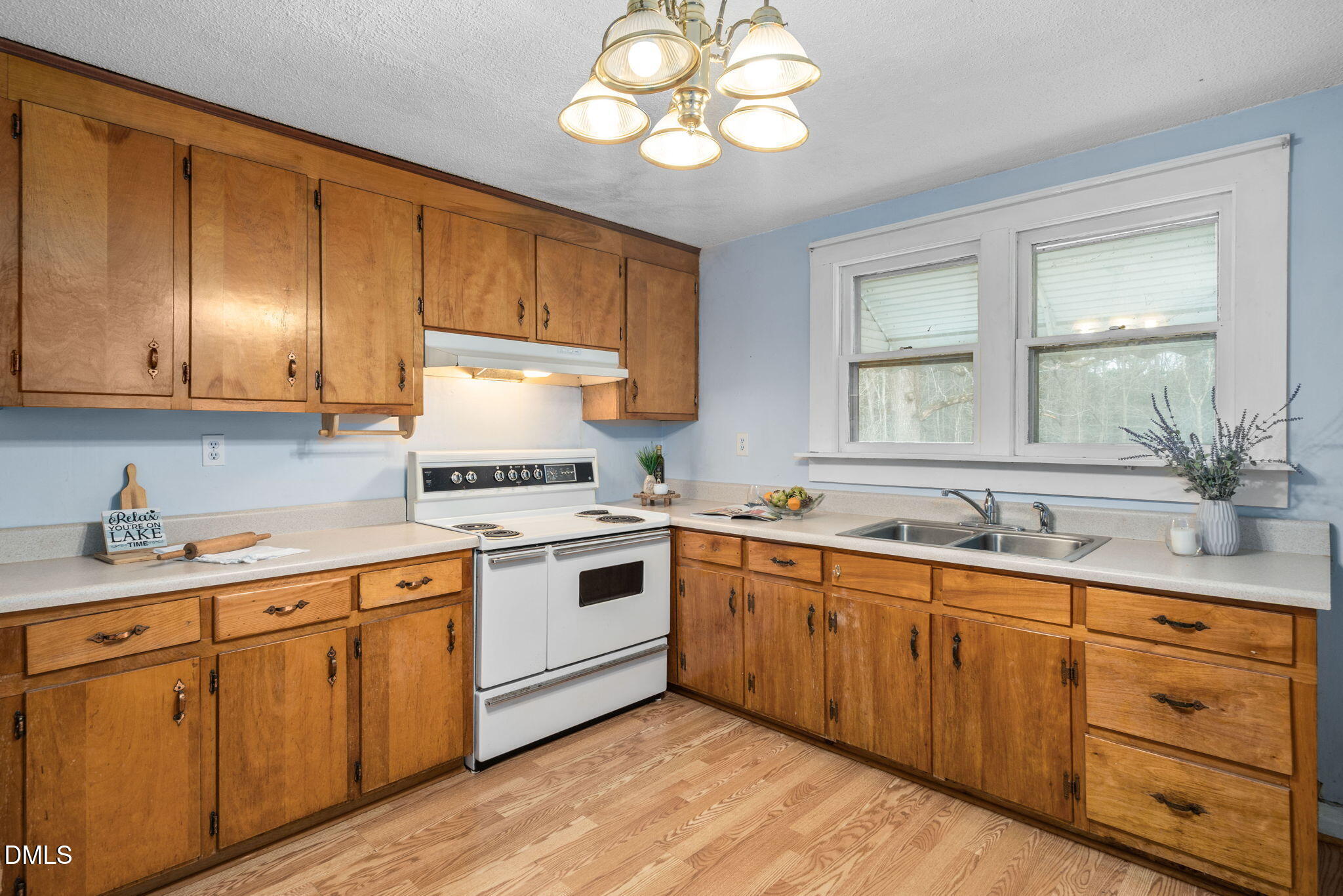 13624 Possum Track Road Raleigh, NC 27614 - Photo 4 of 14 4- 65