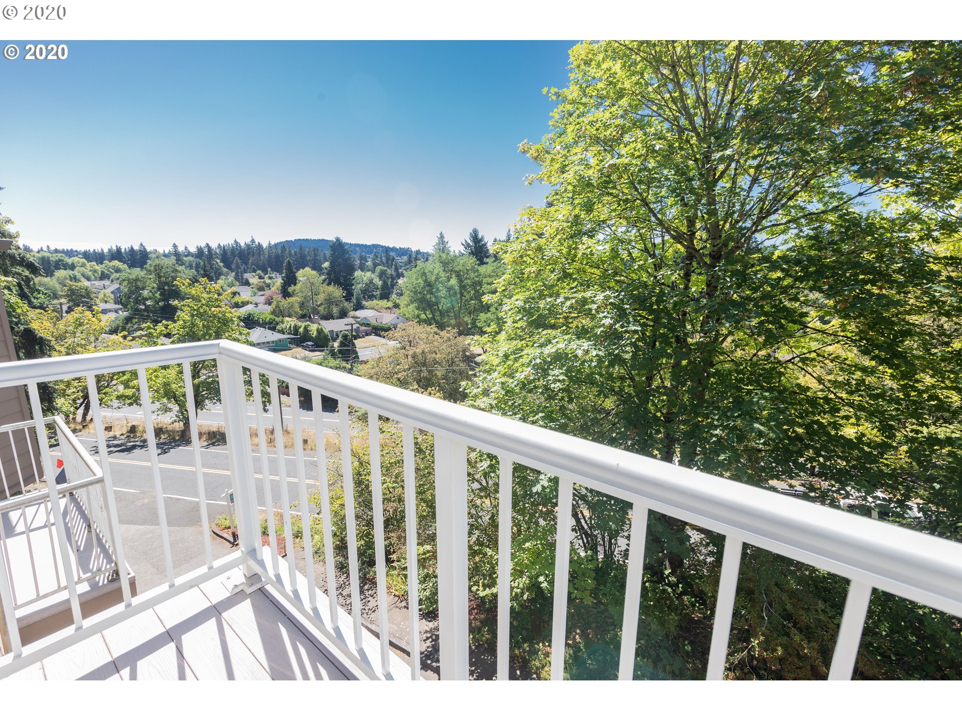 2619 Northeast Rocky Butte Road Portland, OR 97220 - Photo 21 of 31 Gallery Image 21