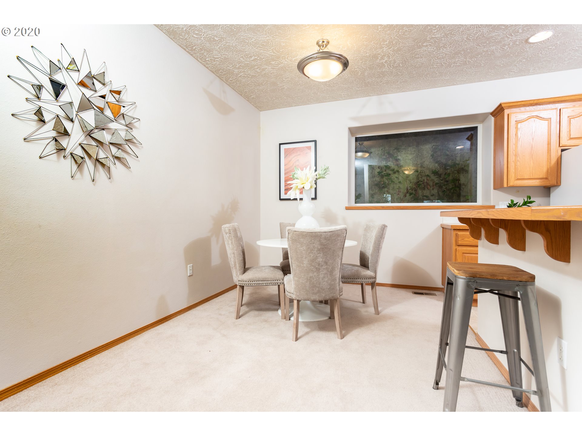 2619 Northeast Rocky Butte Road Portland, OR 97220 - Photo 5 of 31 Gallery Image 5