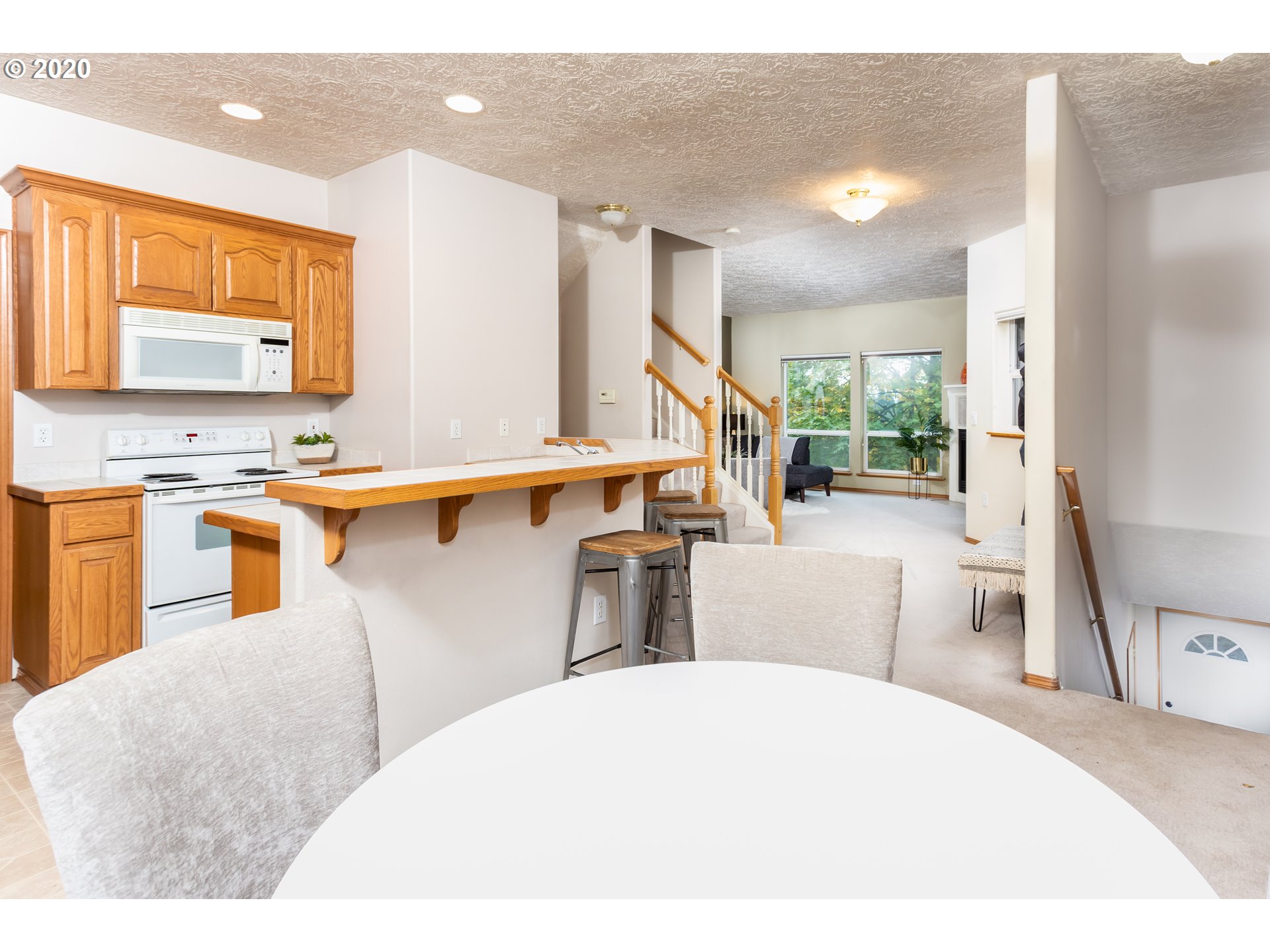 2619 Northeast Rocky Butte Road Portland, OR 97220 - Photo 6 of 31 Gallery Image 6