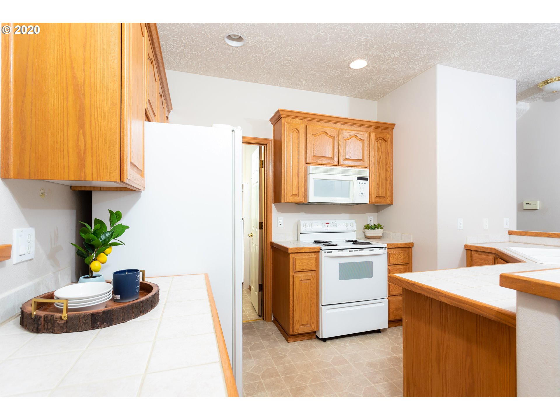 2619 Northeast Rocky Butte Road Portland, OR 97220 - Photo 7 of 31 Gallery Image 7