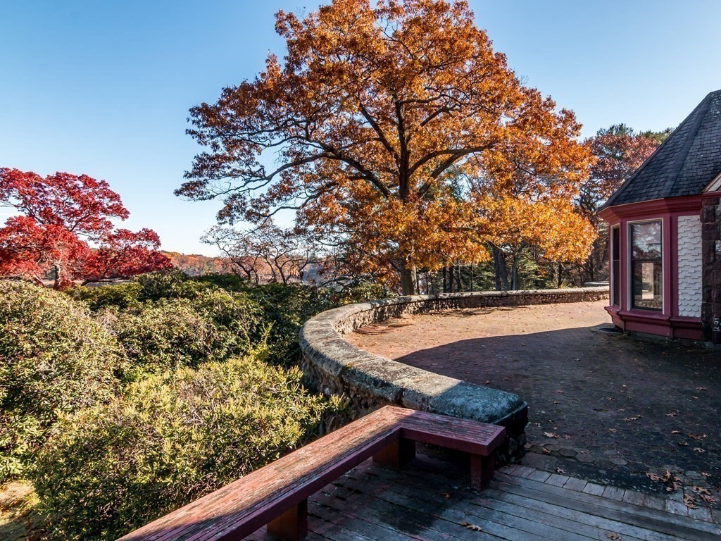 719 Cabot Street Beverly, MA 01915 - Photo 11 of 36