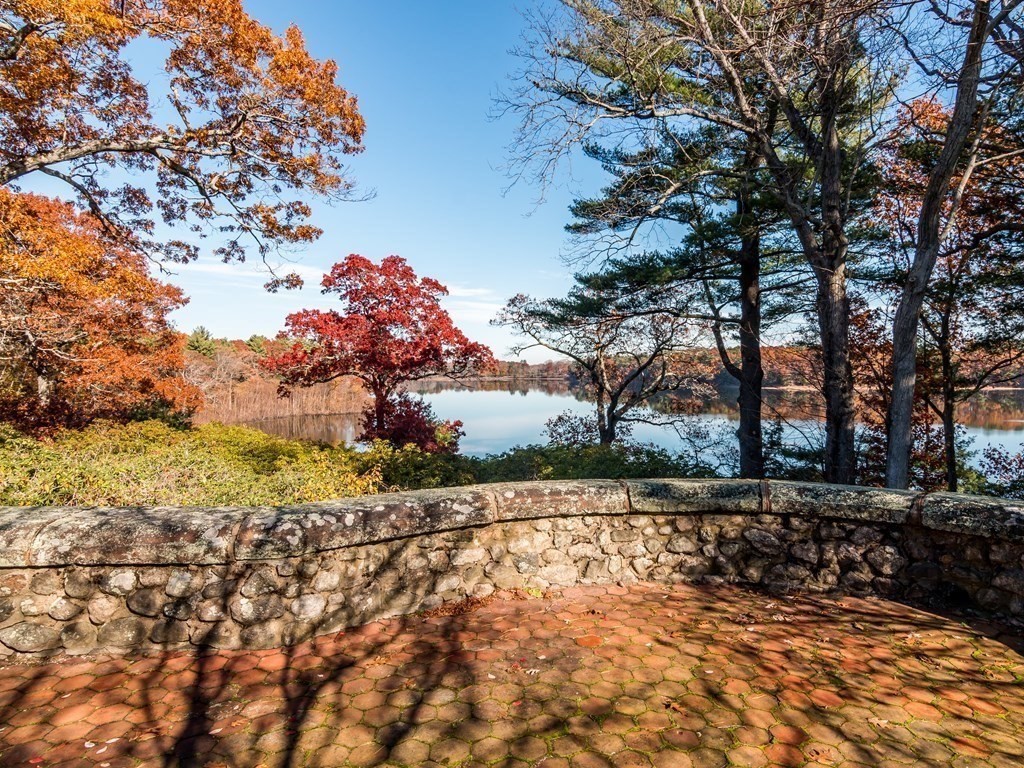 719 Cabot Street Beverly, MA 01915 - Photo 12 of 36