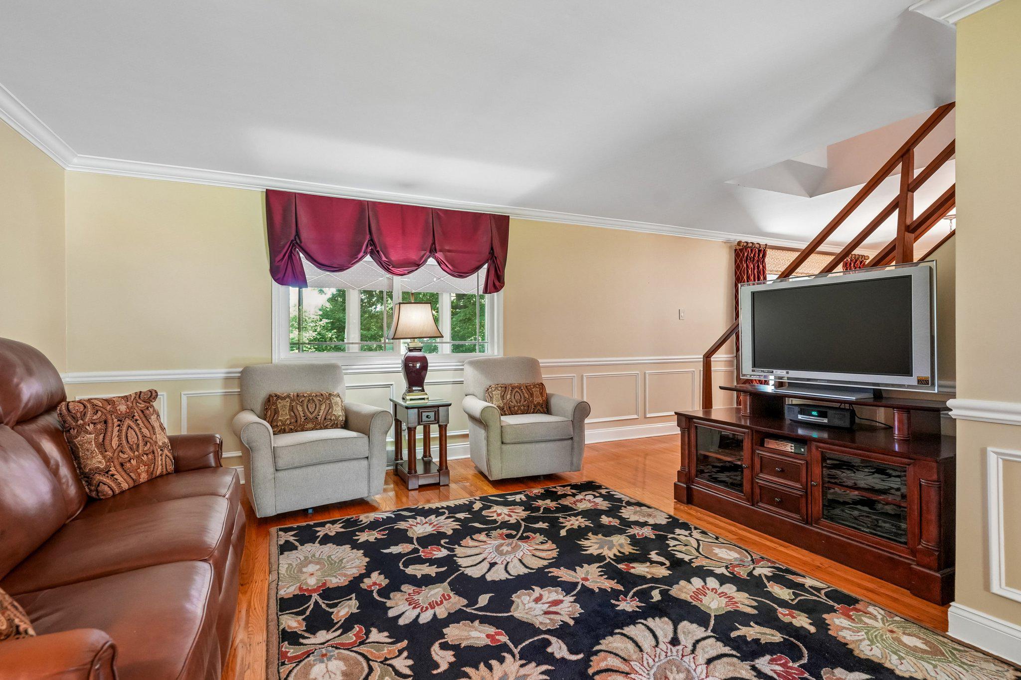 209 Upper Valley Road North Wales, PA 19454 - Photo 6 of 35 natural light on both ends of the living room!