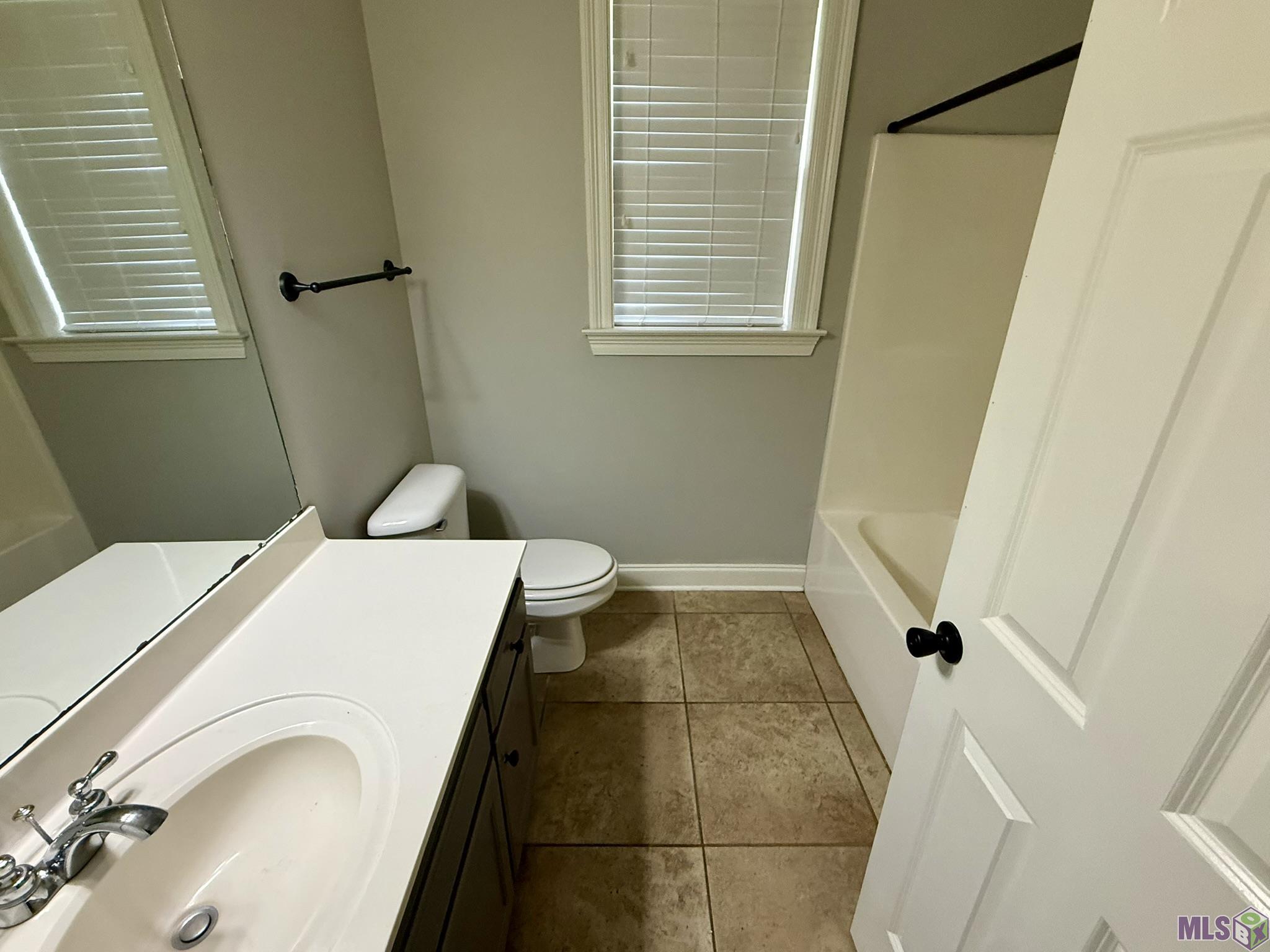 10408 Springtree Avenue Baton Rouge, LA 70810 - Photo 13 of 22