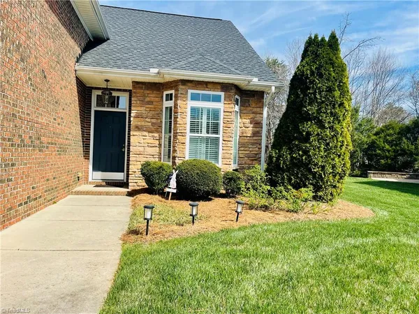 $414,000 | 5765 Knoll Court, Lewisville, NC 27023