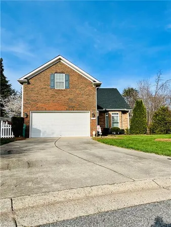 $414,000 | 5765 Knoll Court, Lewisville, NC 27023