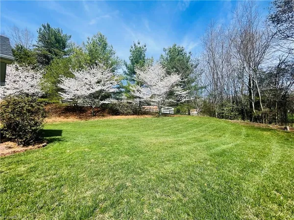 $414,000 | 5765 Knoll Court, Lewisville, NC 27023