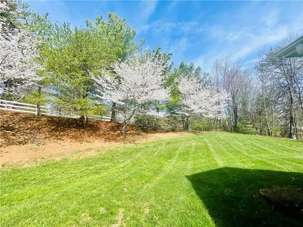 $414,000 | 5765 Knoll Court, Lewisville, NC 27023