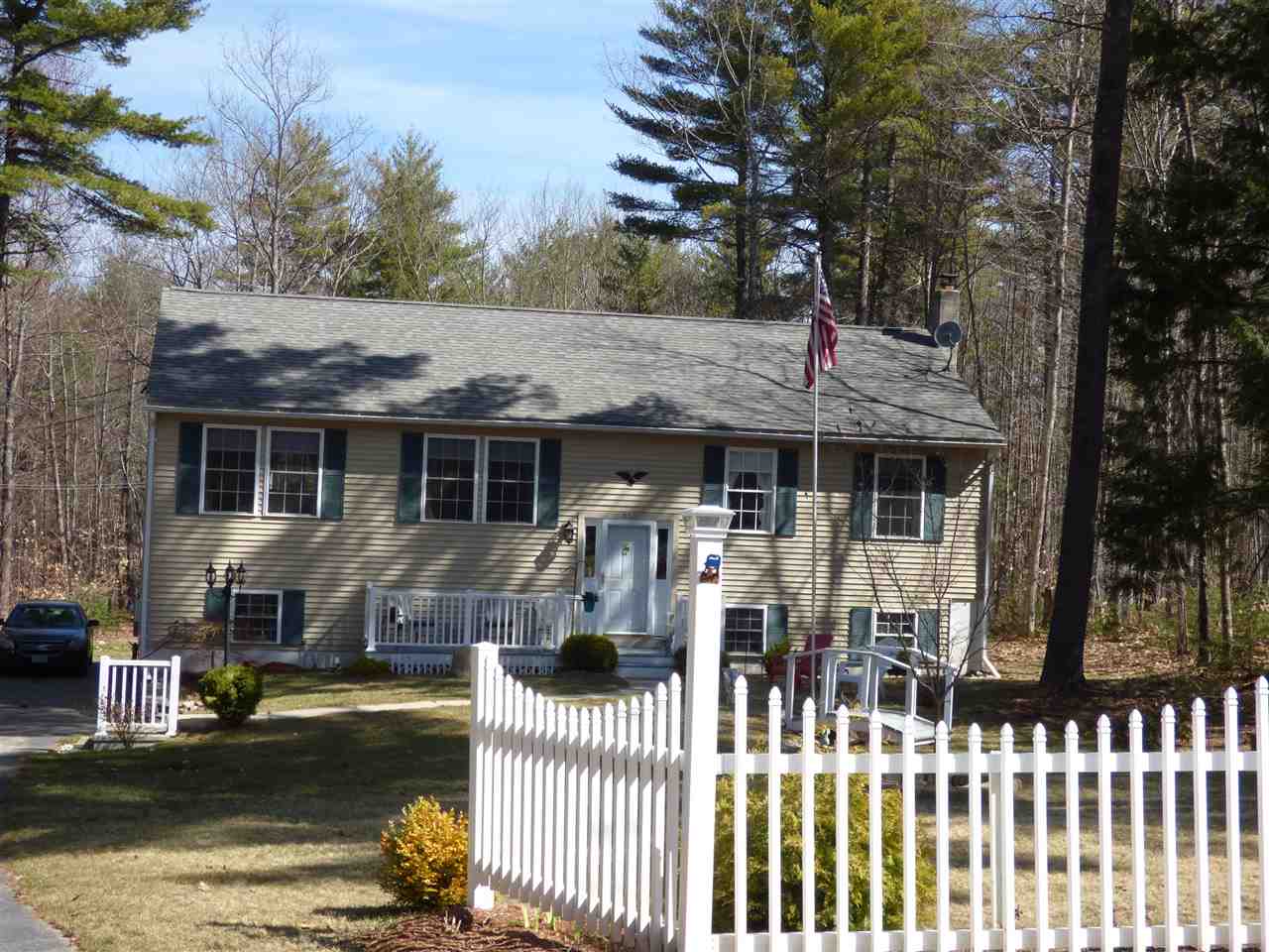 853 Witchtrot Road Wakefield, NH 03872 - Photo 4 of 13 Gallery Image 4