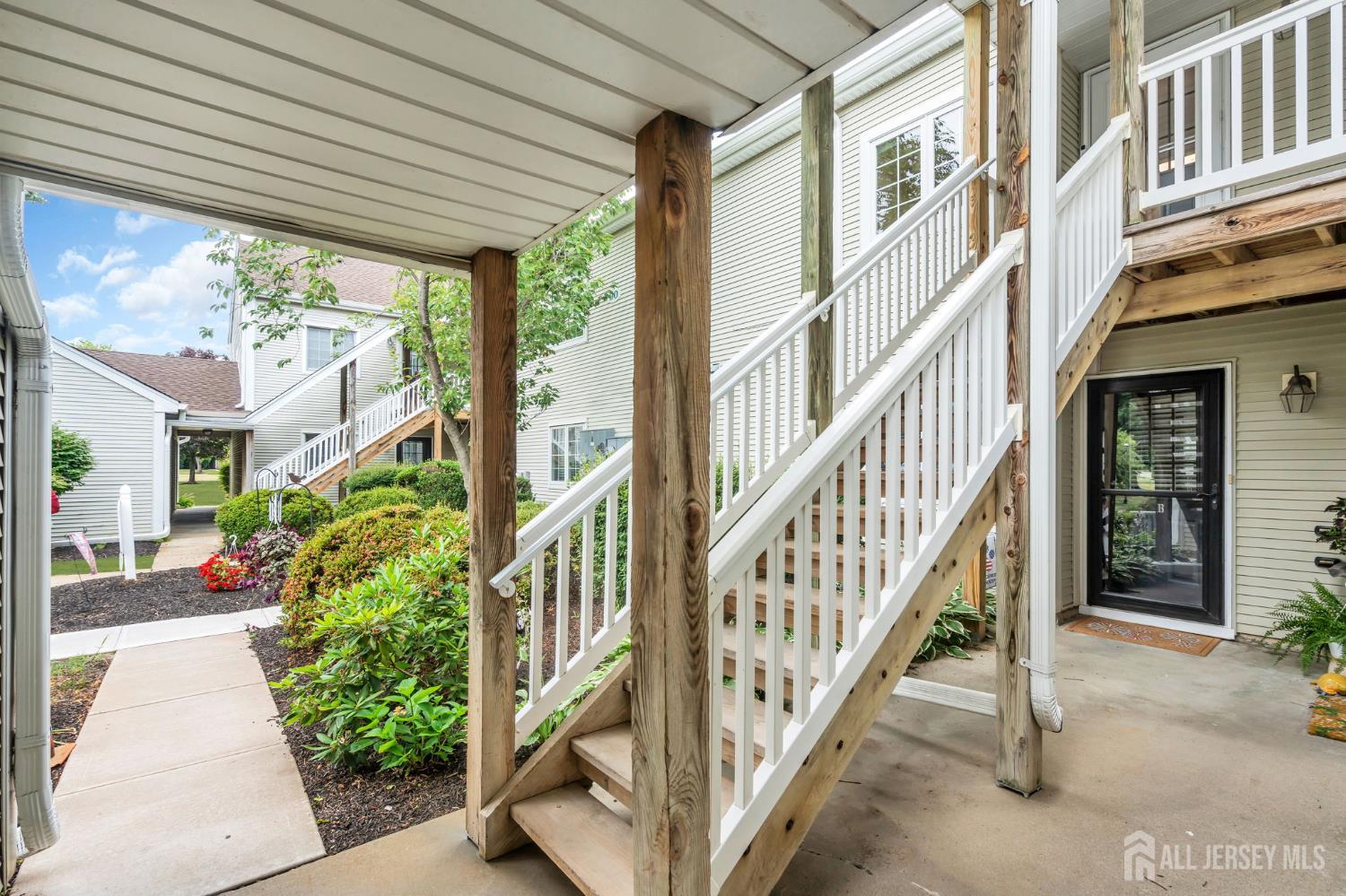 90D Winthrop Road, Unit G Monroe Township, NJ 08831 - Photo 31 of 50