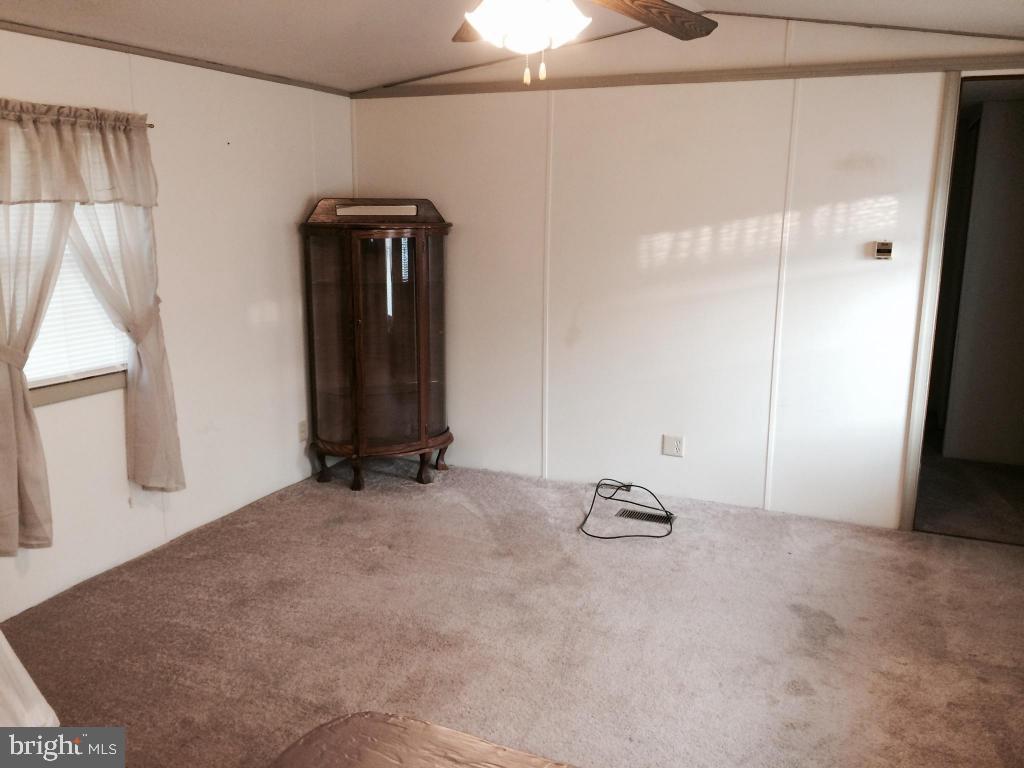 981 Rettew Mill Road, Unit 2 Ephrata, PA 17522 - Photo 2 of 11 Gallery Image 2