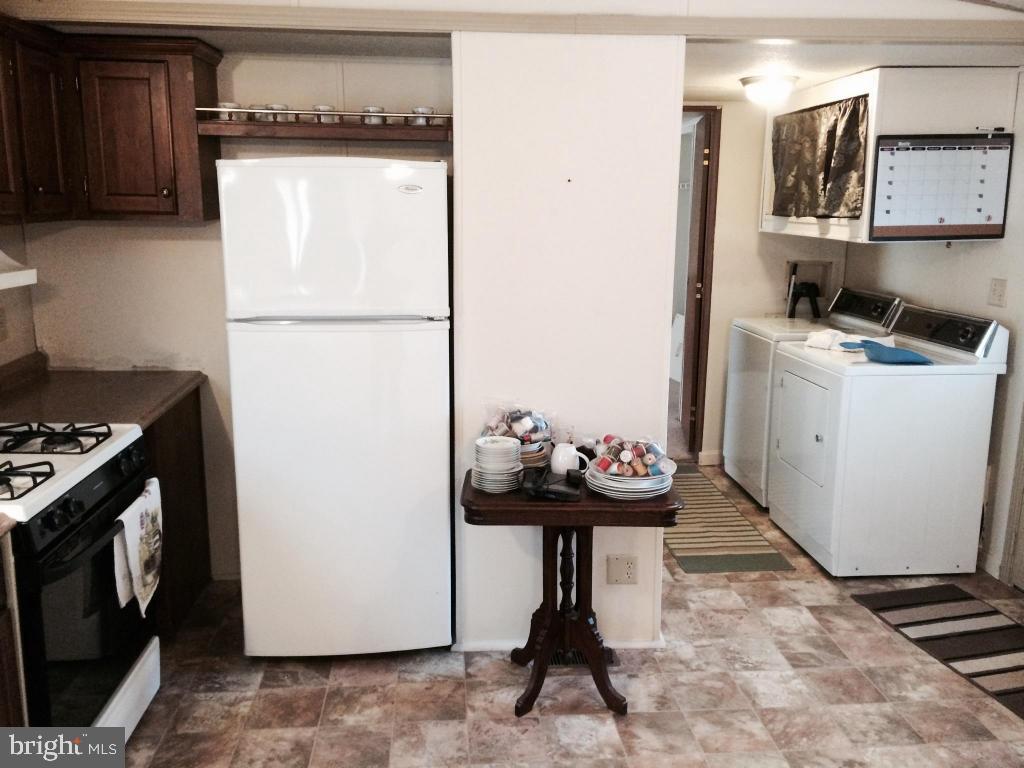 981 Rettew Mill Road, Unit 2 Ephrata, PA 17522 - Photo 5 of 11 Gallery Image 5
