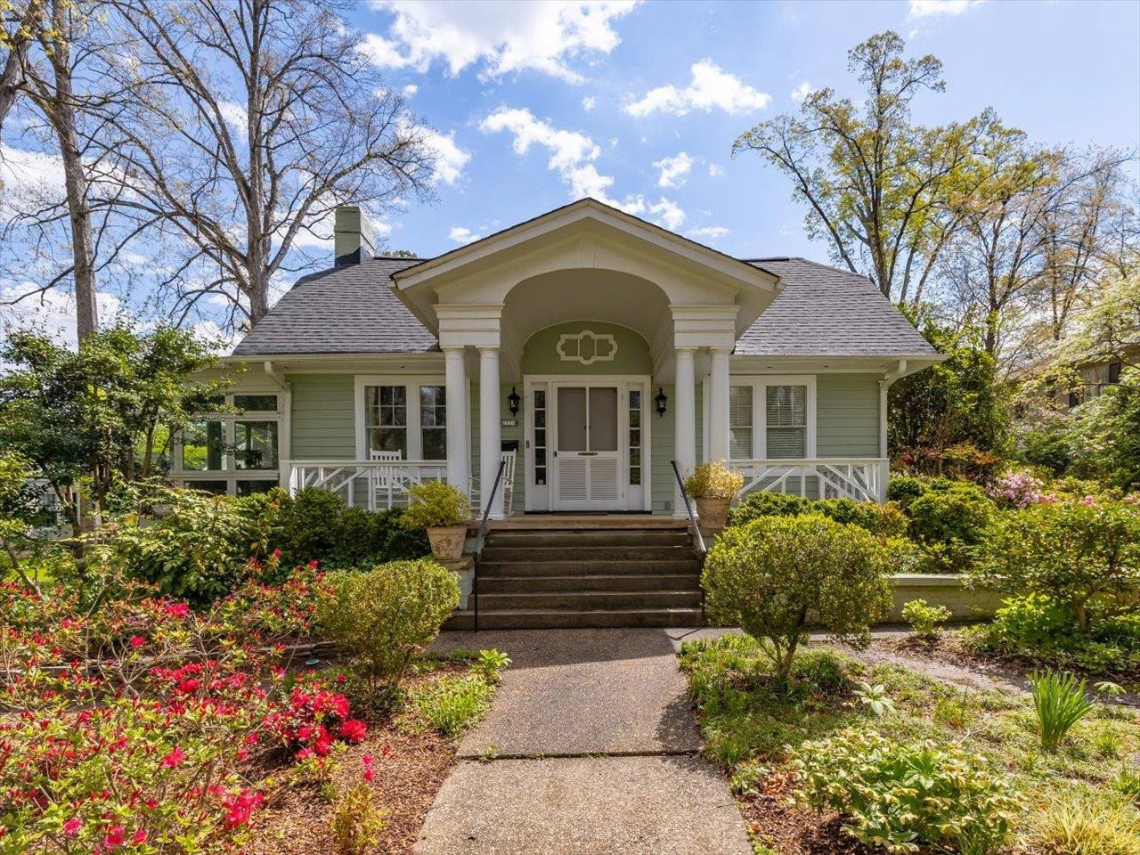 2514 White Oak Road Raleigh, NC 27609 - Photo 2 of 100 Photo 2
