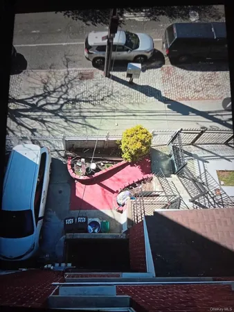 $1,150,000 | 1321 Lafayette Avenue | Hunts Point