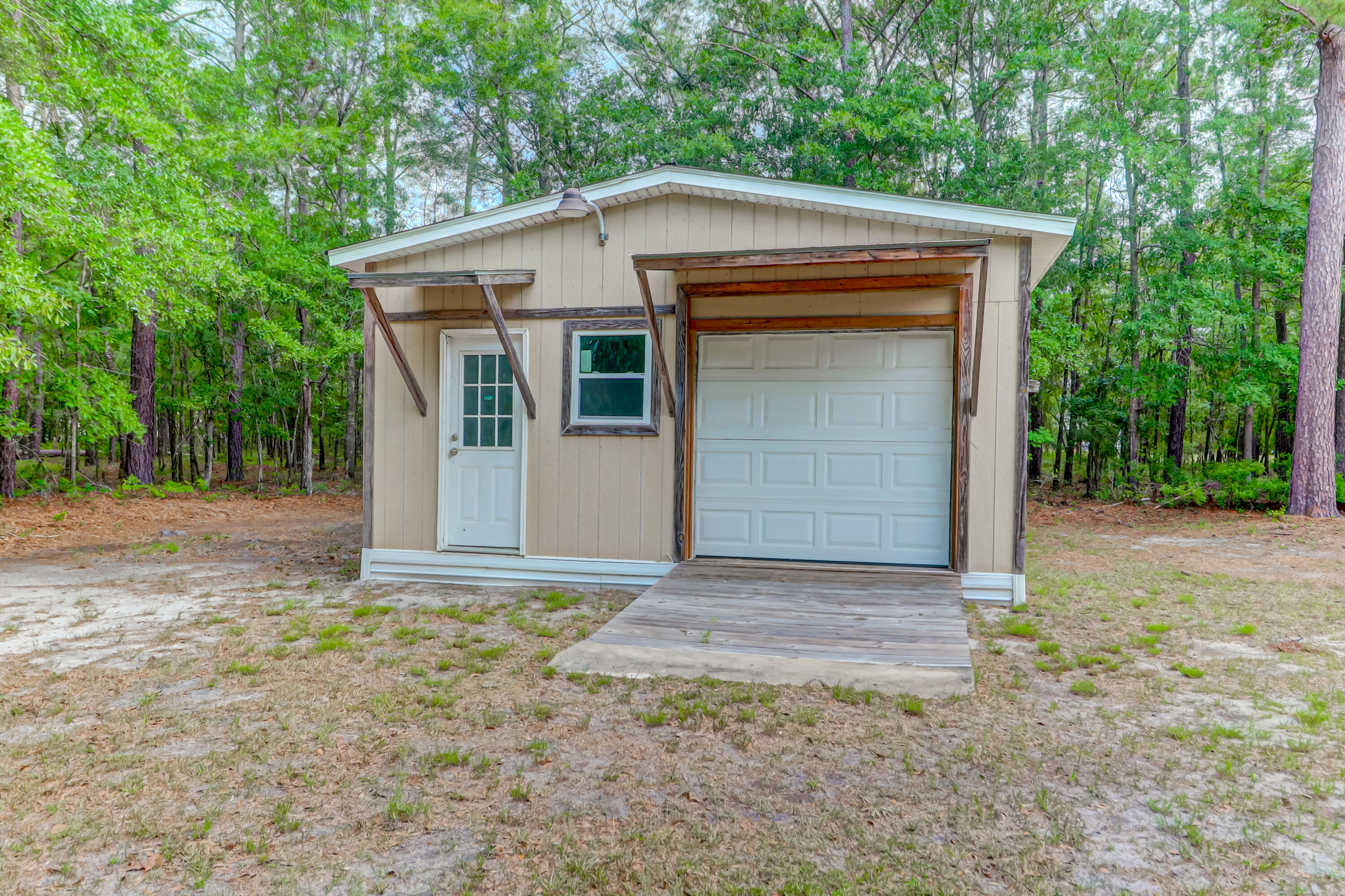 4426 Sandy Hill Farm Road Hollywood, SC 29449 - Photo 15 of 15 4426 Sandy Hill Farms Rd Shed