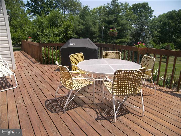 4720 Nottingham Way Doylestown, PA 18902 - Photo 16 of 21 Deck