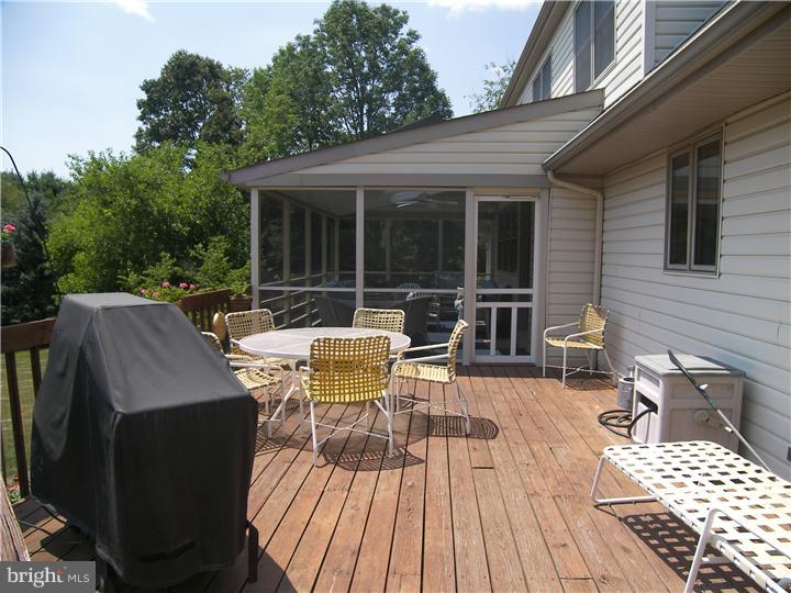4720 Nottingham Way Doylestown, PA 18902 - Photo 17 of 21 Deck