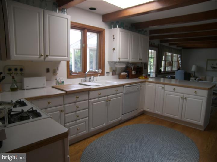 4720 Nottingham Way Doylestown, PA 18902 - Photo 7 of 21 Kitchen