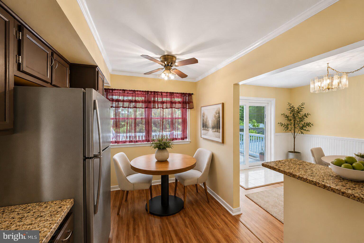 12534 Fedor Road Philadelphia, PA 19154 - Photo 24 of 66 Charming kitchen with inviting light.