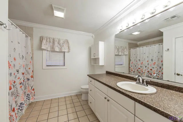 $315,000 | 118 Chantilly Drive, Houma, LA 70360