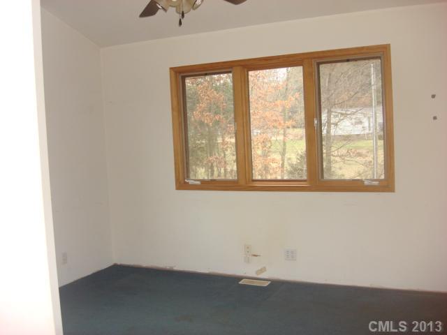 8564 Hagers Ferry Road Denver, NC 28037 - Photo 12 of 16 Gallery Image 12