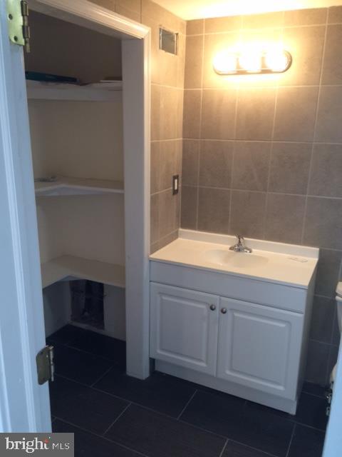 102 South Fellowship Road Maple Shade, NJ 08052 - Photo 26 of 28