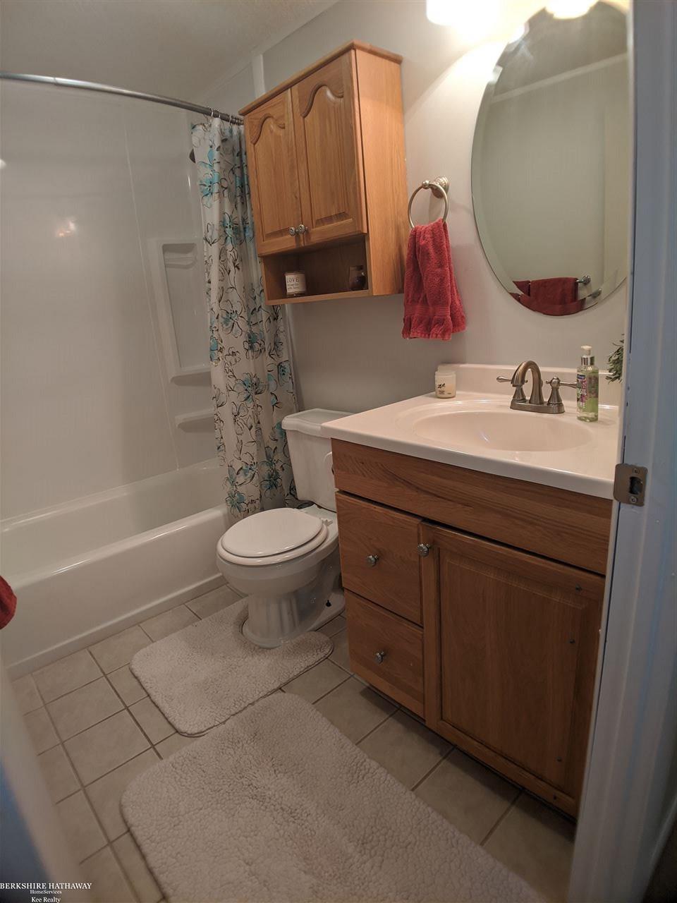 1030 Mayer Road Smiths Creek, MI 48074 - Photo 23 of 25 Main Bathroom