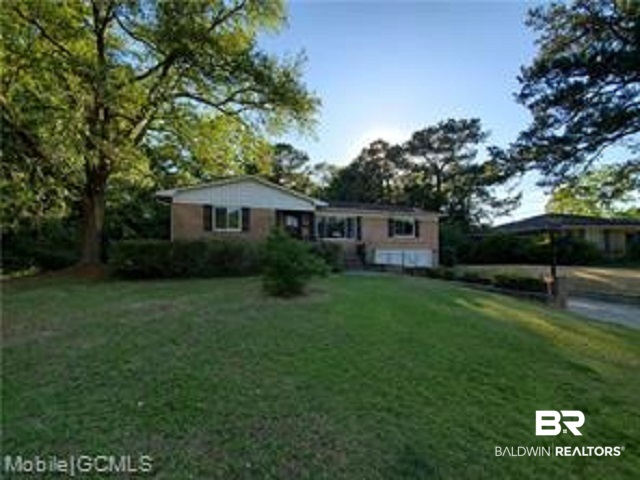 407 Alpine Street Chickasaw, AL 36611 - Photo 2 of 7