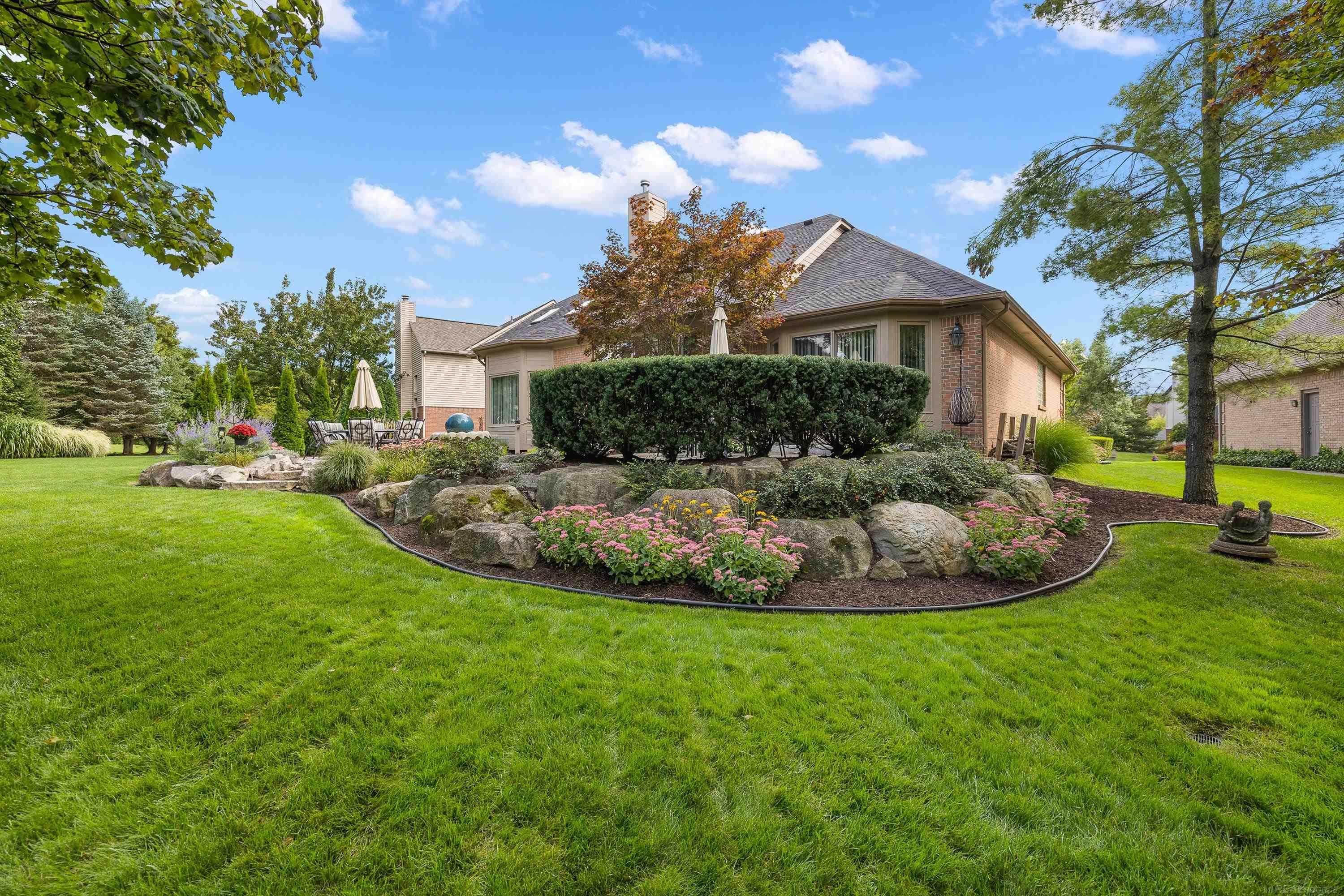 1039 Bloomview Circle Rochester, MI 48307 - Photo 11 of 80 Gallery Image 11