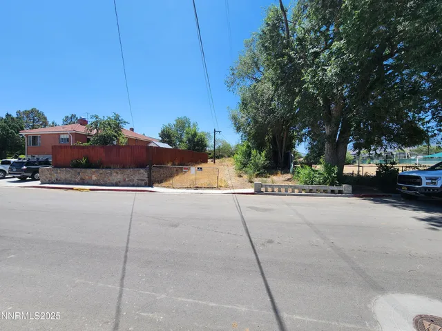 $685,000 | 0 Lakeside Drive, Unit NOT ON LAKESIDE BUT ADDRESS STILL SAYS IT IS, Reno, NV 89509