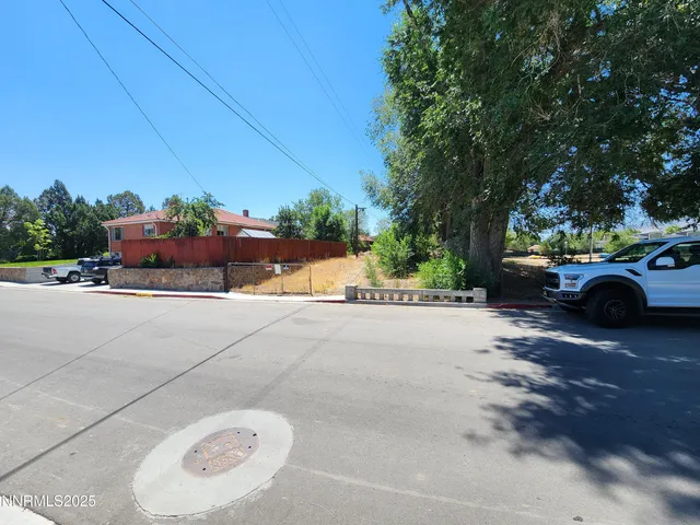 $685,000 | 0 Lakeside Drive, Unit NOT ON LAKESIDE BUT ADDRESS STILL SAYS IT IS, Reno, NV 89509