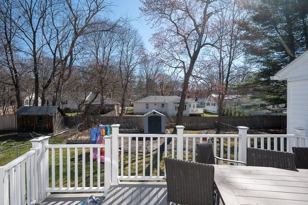 41 Dellwood Road Worcester, MA 01602 - Photo 25 of 29