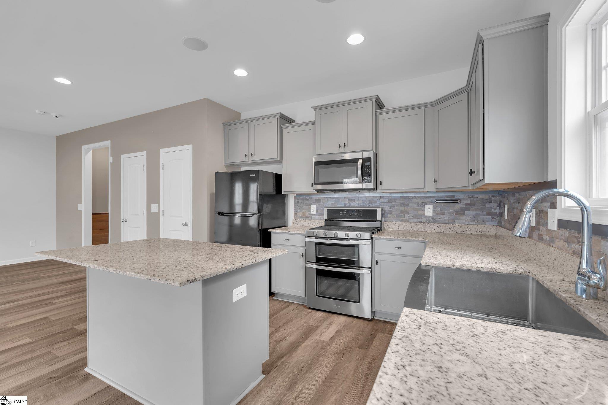 503 Torrington Drive Duncan, SC 29334 - Photo 4 of 23