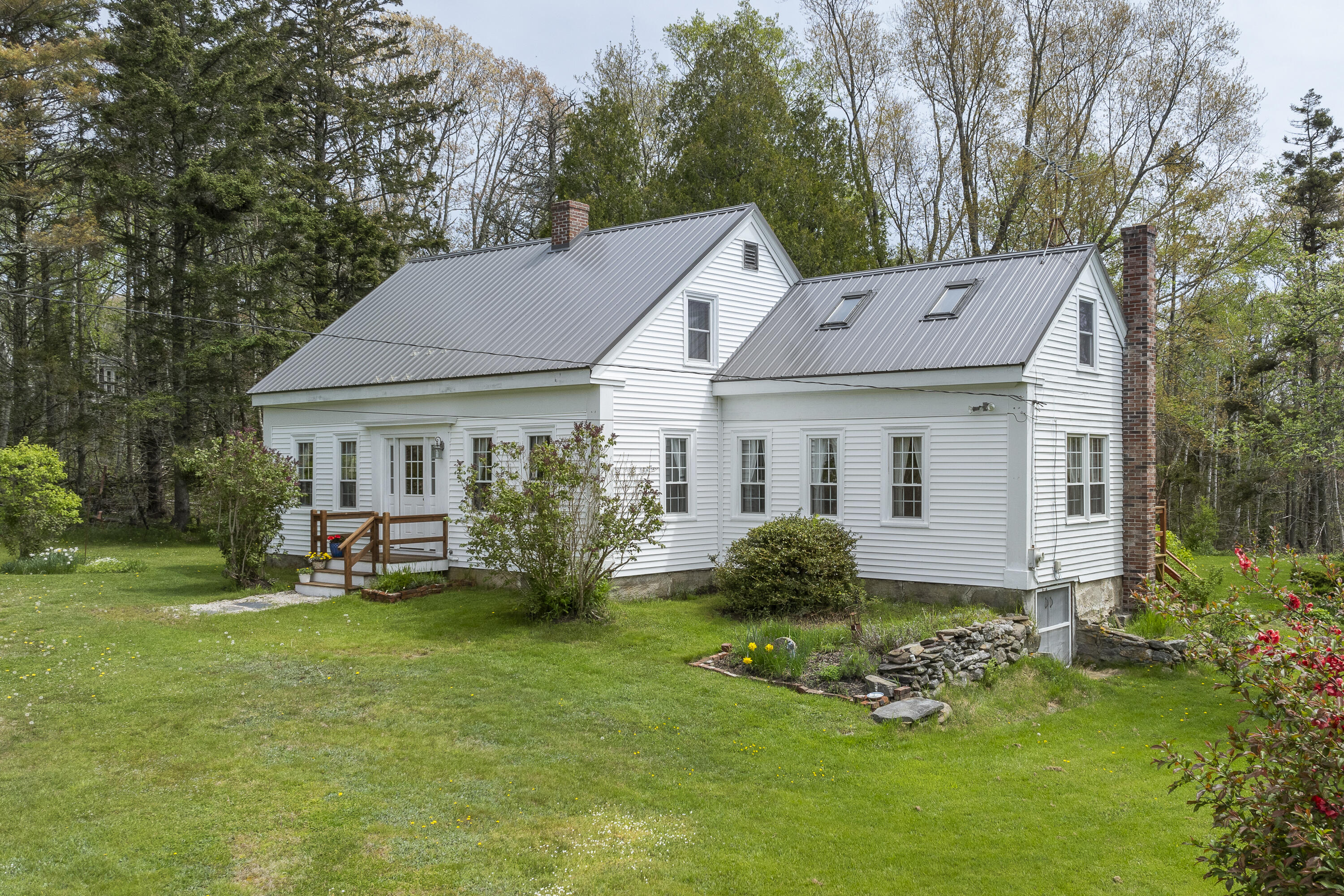 2828 Bristol Road New Harbor, ME 04554 - Photo 1 of 35 2828 Bristol Rd, New Harbor, ME-11