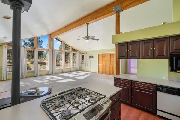 $660,000 | 240 Meadow Ranch Road, Calpine, CA 96124