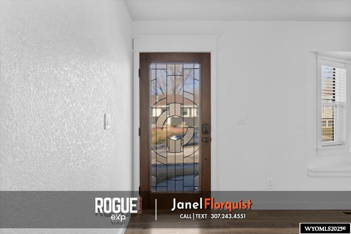 2051 Valcaro Road Casper, WY 82604 - Photo 9 of 47