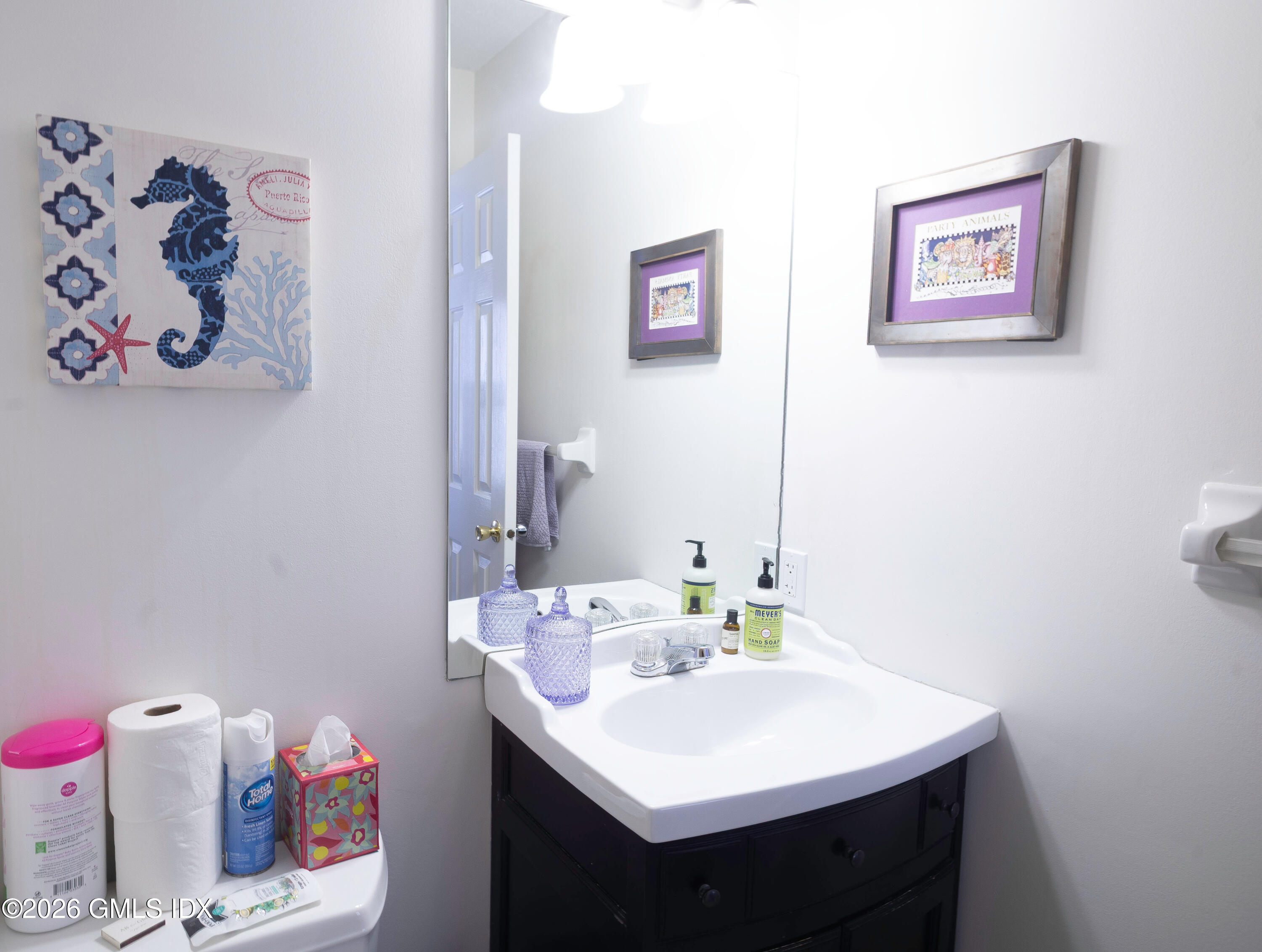 150 Prospect Street, Unit 7 Greenwich, CT 06830 - Photo 19 of 24 IMG_4217