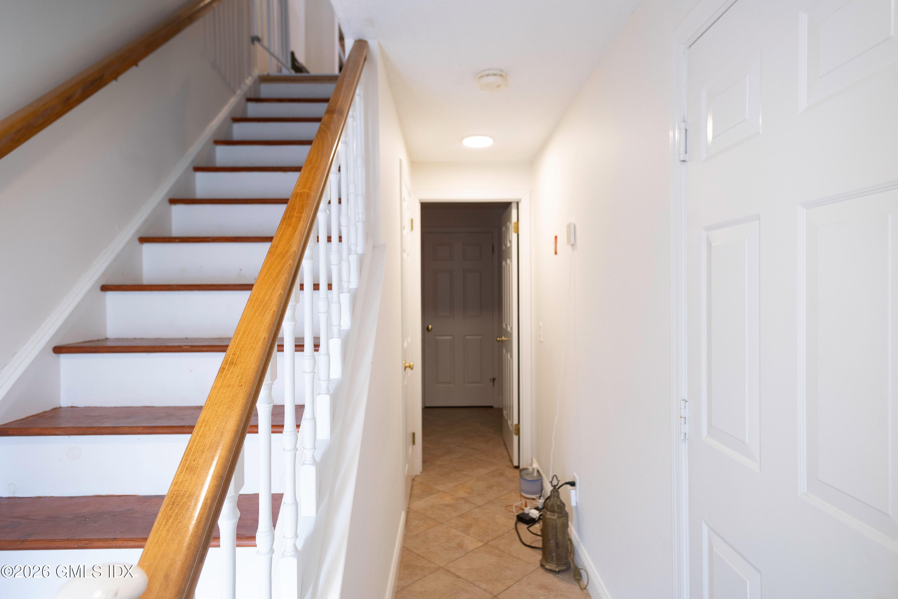 150 Prospect Street, Unit 7 Greenwich, CT 06830 - Photo 3 of 24 IMG_4236