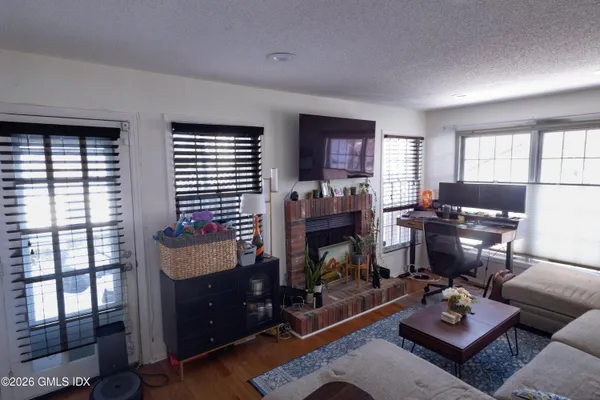 $4,400 | 150 Prospect Street, Unit 7, Greenwich, CT 06830