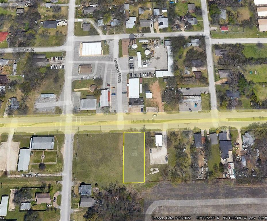 220 East Belt Line Road Wilmer, TX 75172 - Photo 2 of 10 an aerial view of multi story residential apartment building with yard