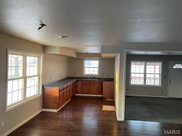 $129,900 | 1846 County Highway, Parma, MO 63870