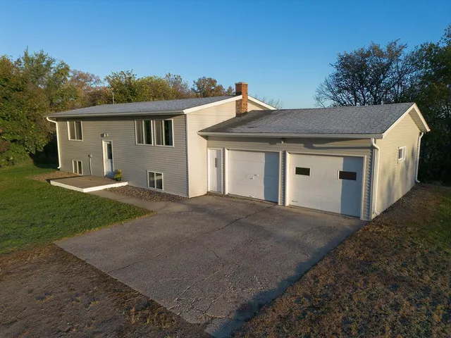 $285,000 | 5840 Highway 167 Granite Falls, Granite Falls, MN 56241