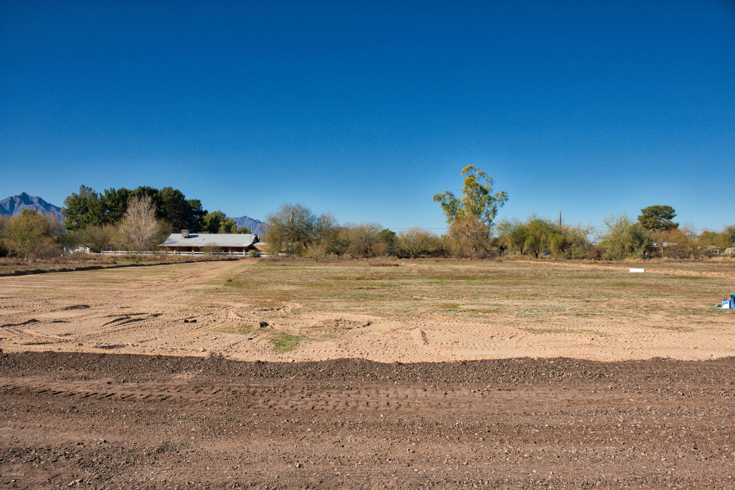 4501 West Carver Road, Unit 2 Laveen, AZ 85339 - Photo 12 of 14 IMG_2136_2 (Custom)