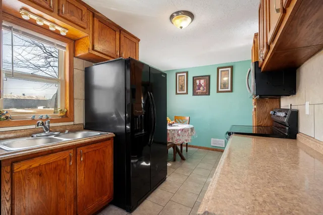 $208,000 | 221 East Park Street, Owatonna, MN 55060