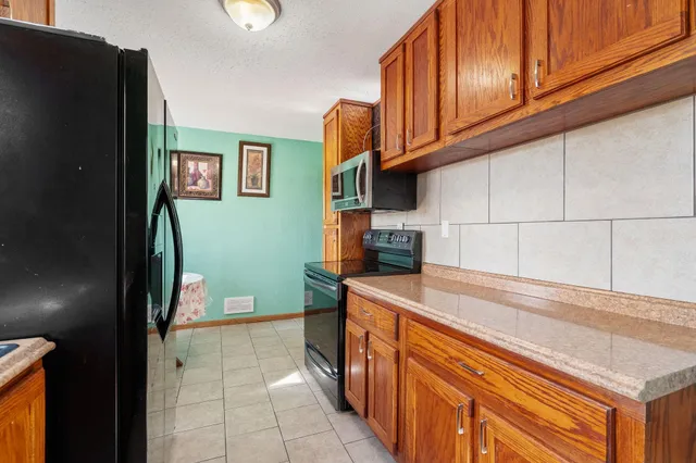 $208,000 | 221 East Park Street, Owatonna, MN 55060